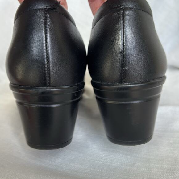 CLARKS Women’s Emslie Warbler Black Leather Comfort Heel 8.5 M - Picture 4 of 10